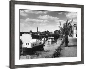 Strand-On-The-Green-Fred Musto-Framed Photographic Print