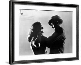 Strangers On A Train, Laura Elliott (AKA Kasey Rogers), Robert Walker, 1951-null-Framed Photo