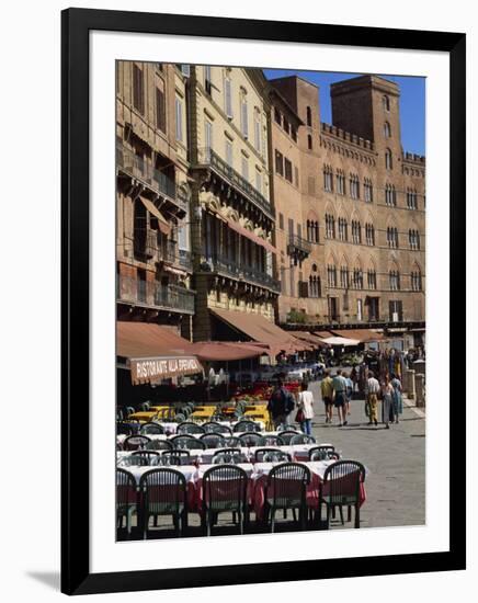 Street Scene of Cafes on the Piazza Del Campo in Siena, UNESCO World Heritage Site, Tuscany, Italy-Groenendijk Peter-Framed Photographic Print