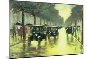 Street Scene-Lesser Ury-Mounted Giclee Print