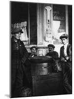 Street Sellers of Roasted Chestnuts, Paris, 1931-Ernest Flammarion-Mounted Giclee Print