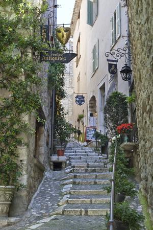 Street Scene, Saint-Paul-De-Vence, Provence-Alpes-Cote D'Azur, Provence, France, Europe