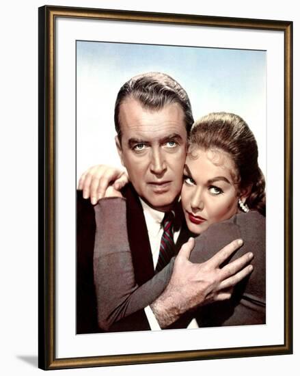 Sueurs Froides VERTIGO by AlfredHitchcock with James Stewart and Kim Novak, 1958 (photo)-null-Framed Photo