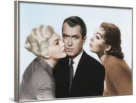 Sueurs Froides VERTIGO by AlfredHitchcock with James Stewart and Kim Novak, 1958 (photo)-null-Framed Photo