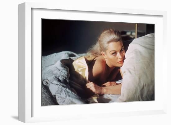 Sueurs Froides VERTIGO by AlfredHitchcock with Kim Novak, 1958 (photo)-null-Framed Photo