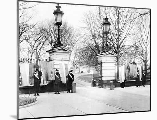 Suffragists Picketing (White House, January 1917) Art Poster Print-null-Mounted Poster