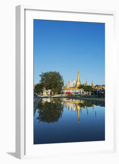 Sule Paya (Sule Pagoda), Yangon (Rangoon), Myanmar (Burma), Asia-Christian Kober-Framed Photographic Print