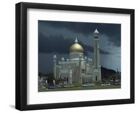 Sultan Omar Ali Saifuddin Mosque, Completed 1958, Bandarseribeg, Brunei, Borneo, Southeast Asia-Ursula Gahwiler-Framed Photographic Print