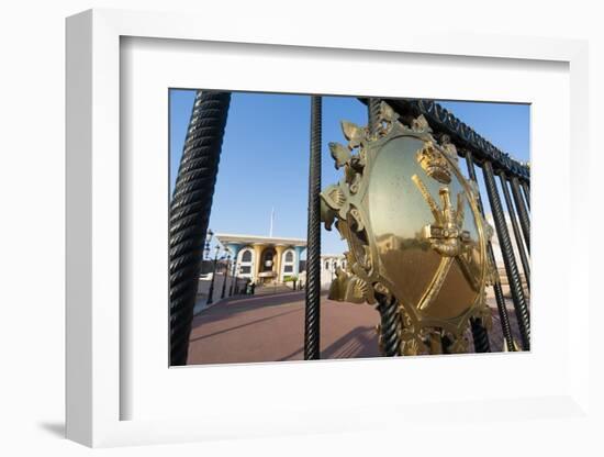 Sultan Qaboos Palace, Muscat, Oman, Middle East-Sergio Pitamitz-Framed Photographic Print