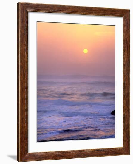 Sun Setting over the Pacific Ocean, Oregon, USA-Jaynes Gallery-Framed Photographic Print