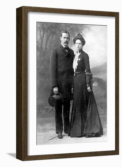 Sundance Kid and Etta Place, 1901-Science Source-Framed Giclee Print