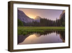 Sunrise at Cooks Meadow-Vincent James-Framed Photographic Print