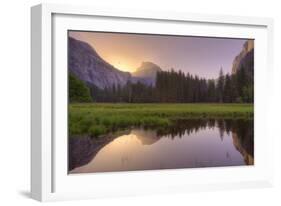 Sunrise at Cooks Meadow-Vincent James-Framed Photographic Print