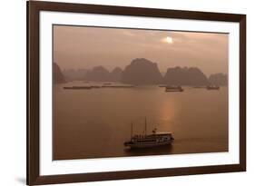 Sunrise at Halong Bay, UNESCO World Heritage Site, Vietnam, Indochina, Southeast Asia, Asia-Rolf Richardson-Framed Photographic Print