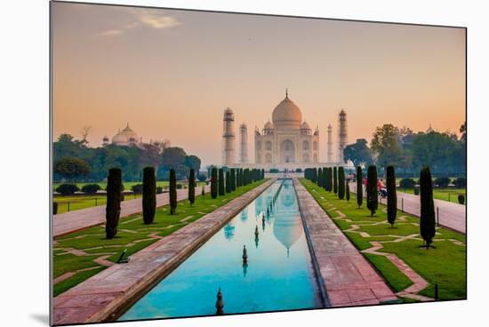 Sunrise at the Taj Mahal, UNESCO World Heritage Site, Agra, Uttar Pradesh, India, Asia-Laura Grier-Mounted Photographic Print