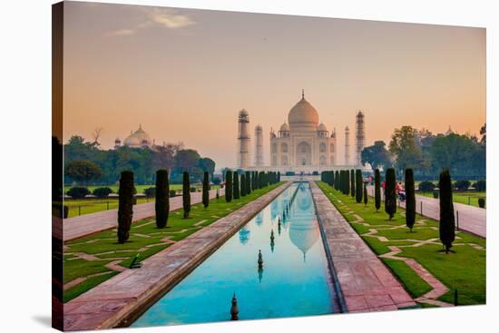 Sunrise at the Taj Mahal, UNESCO World Heritage Site, Agra, Uttar Pradesh, India, Asia-Laura Grier-Stretched Canvas