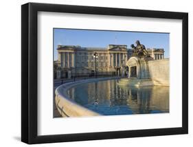 Sunrise, Buckingham Palace and the Fountain, London, England, United Kingdom, Europe-James Emmerson-Framed Photographic Print