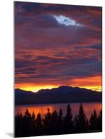 Sunrise, Lake Pukaki, Canterbury, South Island, New Zealand, Pacific-Jochen Schlenker-Mounted Photographic Print