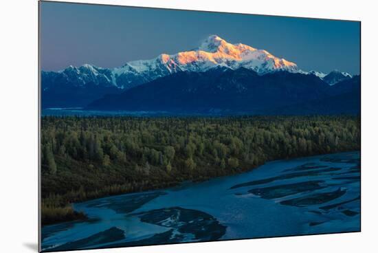 Sunrise on Mnt Denali, Trapper Creek pullout view, Alaska near Mount Denali Lodge-null-Mounted Photographic Print