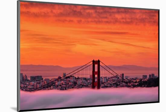 Sunrise Sky Over San Francisco and Golden Gate Bridge-Vincent James-Mounted Photographic Print