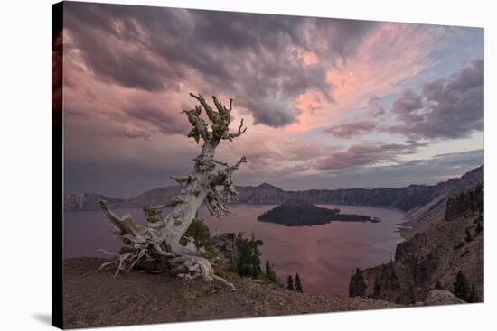 Sunset at Crater Lake with Wizard Island-James-Stretched Canvas