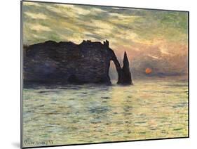 Sunset at Etretat, 1883-Claude Monet-Mounted Giclee Print