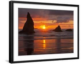 Sunset, Bandon Beach, Oregon, USA-Cathy & Gordon Illg-Framed Photographic Print