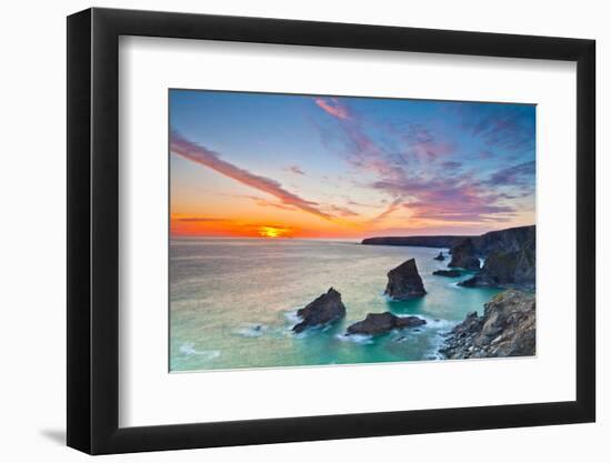 Sunset, Carnewas and Bedruthan Steps, Cornwall, England, United Kingdom, Europe-Kav Dadfar-Framed Premium Photographic Print