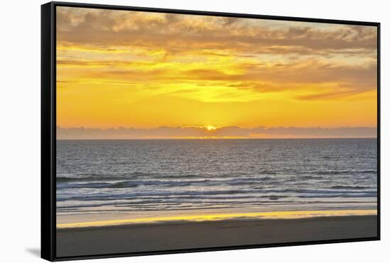 Sunset, Heceta Beach, Oregon Coast, Pacific Ocean, Oregon, USA.-Michel Hersen-Framed Stretched Canvas