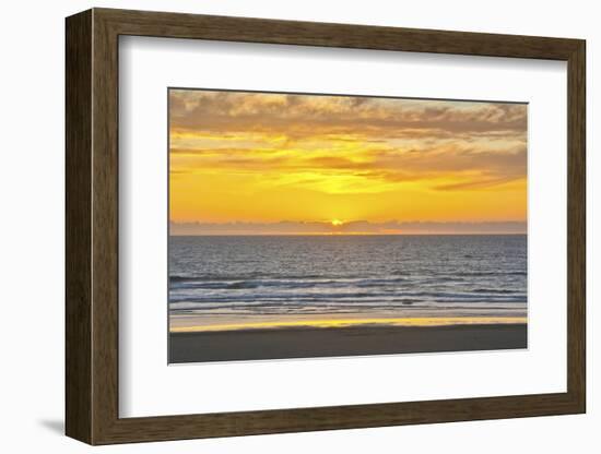 Sunset, Heceta Beach, Oregon Coast, Pacific Ocean, Oregon, USA.-Michel Hersen-Framed Photographic Print