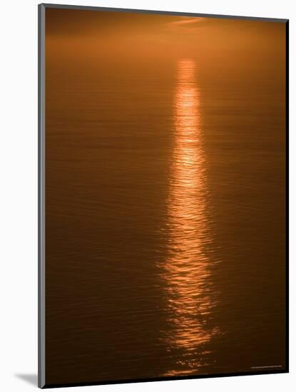 Sunset Just off the Coast of Oahu, Hawaii, United States of America, Pacificnorth America-Ethel Davies-Mounted Photographic Print