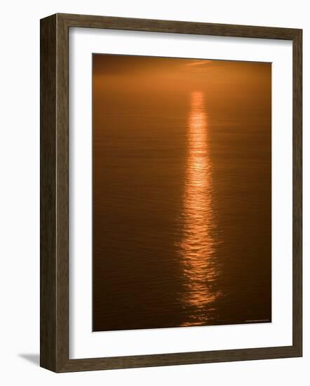 Sunset Just off the Coast of Oahu, Hawaii, United States of America, Pacificnorth America-Ethel Davies-Framed Photographic Print