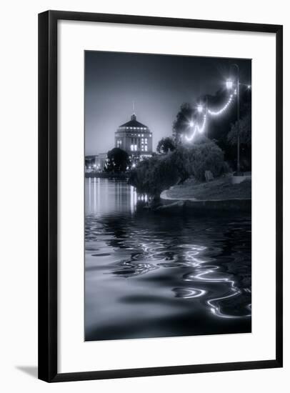 Sunset Lights at Lake Merritt-Vincent James-Framed Photographic Print