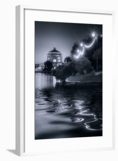 Sunset Lights at Lake Merritt-Vincent James-Framed Photographic Print