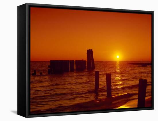 Sunset on Chesapeake Bay-Carol Highsmith-Framed Stretched Canvas