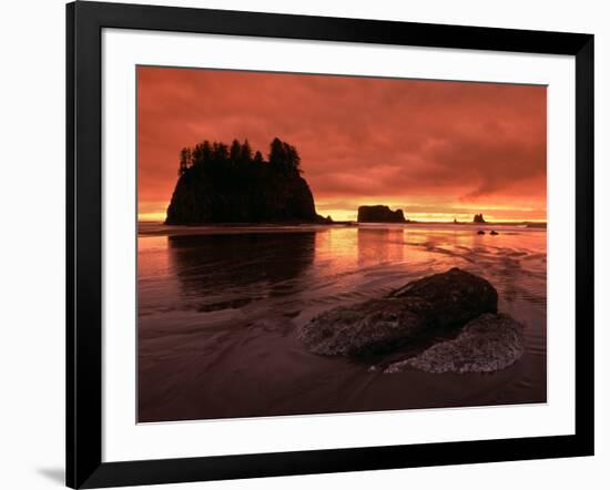 Sunset on Sea Stacks of Second Beach, Olympic National Park, Washington, USA-Jerry Ginsberg-Framed Photographic Print