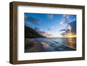 Sunset on the Napali Coast, Kauai, Hawaii,United States of America, Pacific-Michael Runkel-Framed Photographic Print