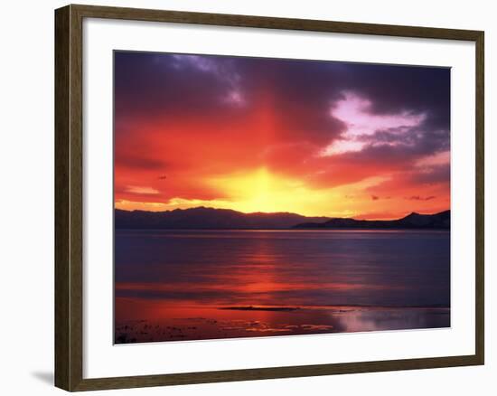 Sunset over Farmington Bay, Utah, USA-Scott T. Smith-Framed Photographic Print