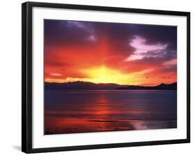Sunset over Farmington Bay, Utah, USA-Scott T. Smith-Framed Photographic Print