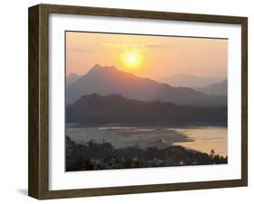 Sunset over the Mekong River from Wat Phousi, Luang Prabang, Laos, Indochina, Southeast Asia, Asia-Matthew Williams-Ellis-Framed Photographic Print