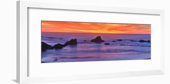 Sunset over the Pacific Ocean from Seal Rock along the Oregon Coast.-Darrell Gulin-Framed Photographic Print