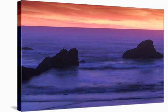 Sunset over the Pacifica Ocean from Seal Rock along the Oregon Coast.-Darrell Gulin-Stretched Canvas