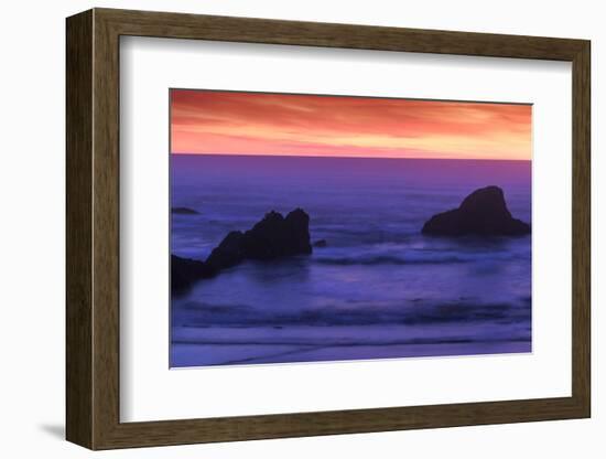 Sunset over the Pacifica Ocean from Seal Rock along the Oregon Coast.-Darrell Gulin-Framed Photographic Print