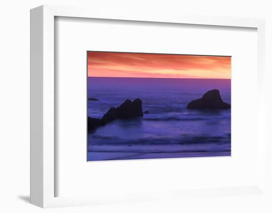 Sunset over the Pacifica Ocean from Seal Rock along the Oregon Coast.-Darrell Gulin-Framed Photographic Print