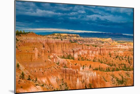 Sunset Point View, Bryce Canyon National Park, Utah, Wasatch Limestone Pinnacles and Sunset Clouds-Tom Till-Mounted Photographic Print