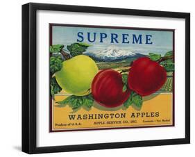 Supreme Apple Label - Washington State-Lantern Press-Framed Art Print