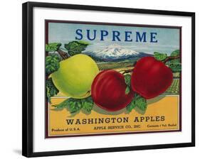 Supreme Apple Label - Washington State-Lantern Press-Framed Art Print