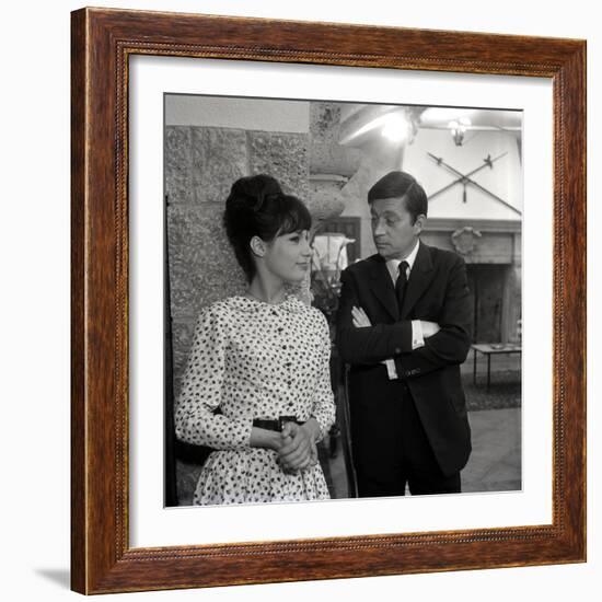 Sur le tournage du film and Satan conduit le bal with Bernadette Lafont and Jacques Doniol-Valcroze-null-Framed Photo