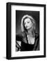 Susie and les Baker Boys THE FABULOUS BAKER BOYS by Steve Kloves with Michelle Pfeiffer, 1989 (b/w-null-Framed Photo