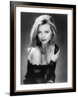 Susie and les Baker Boys THE FABULOUS BAKER BOYS by Steve Kloves with Michelle Pfeiffer, 1989 (b/w -null-Framed Photo